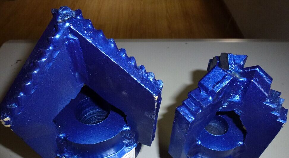 3 Wing Step and Chevron Drag Bits 5" 6" Pin 2 3/8" API Reg